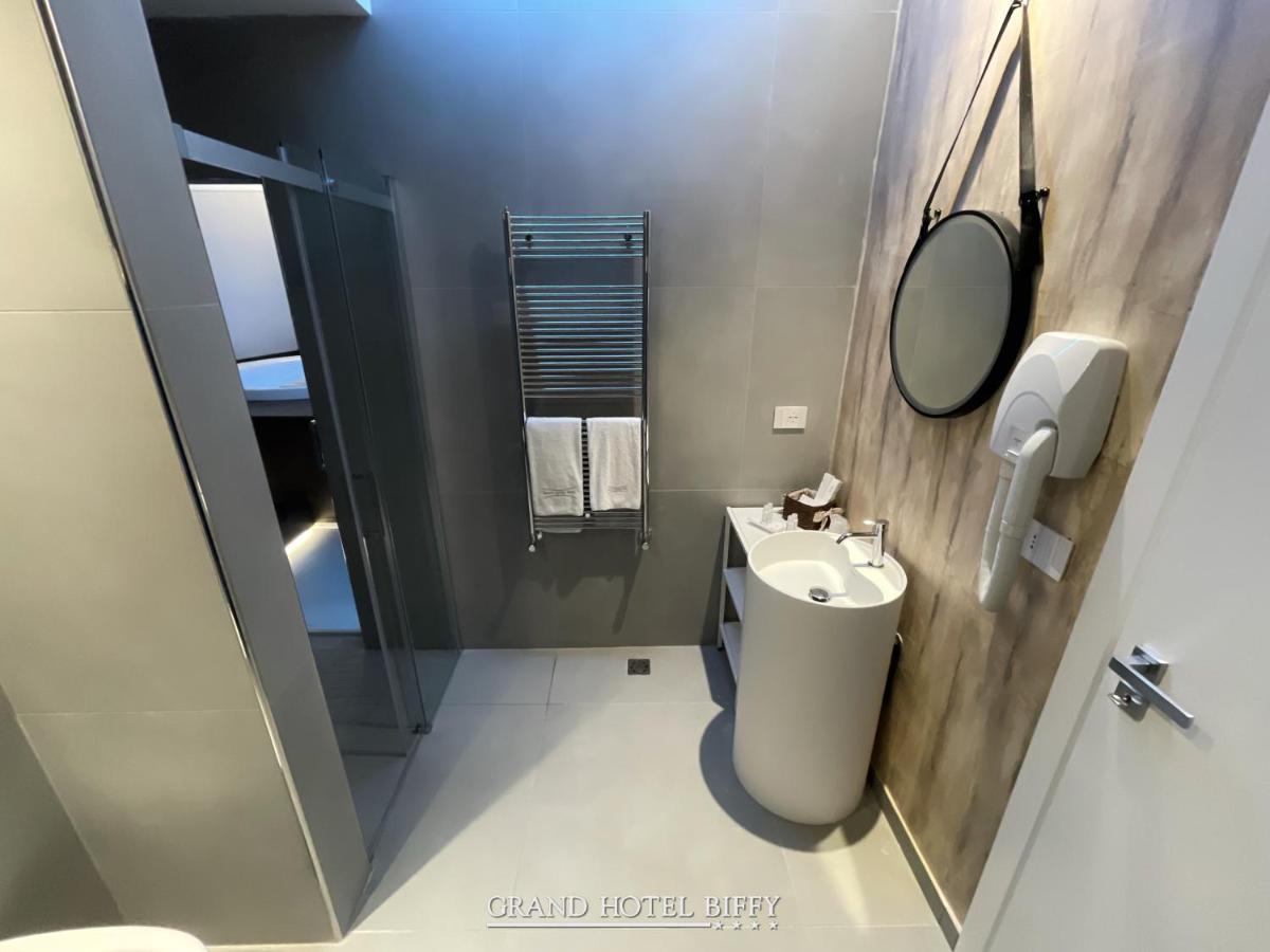 Grand Hotel Biffy أريانو إربينو المظهر الخارجي الصورة