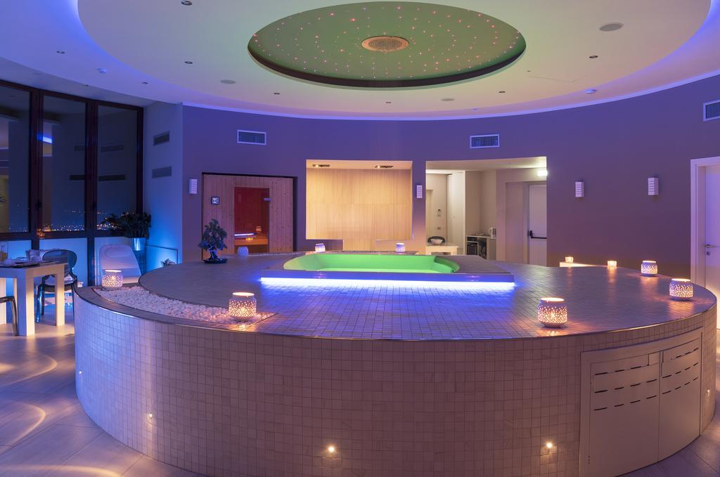 Grand Hotel Biffy أريانو إربينو المظهر الخارجي الصورة