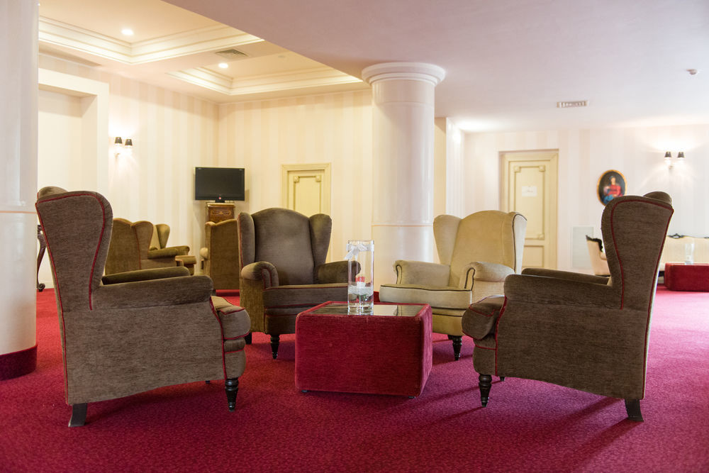 Grand Hotel Biffy أريانو إربينو المظهر الخارجي الصورة